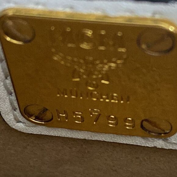 MCM Women’s White All Over Logo Print Shoulder Bag - Picture 4 of 14